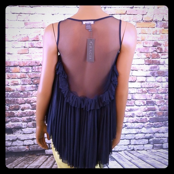 Gracia Tops - 🆕️💋Gracia High- Low Tank Top💋